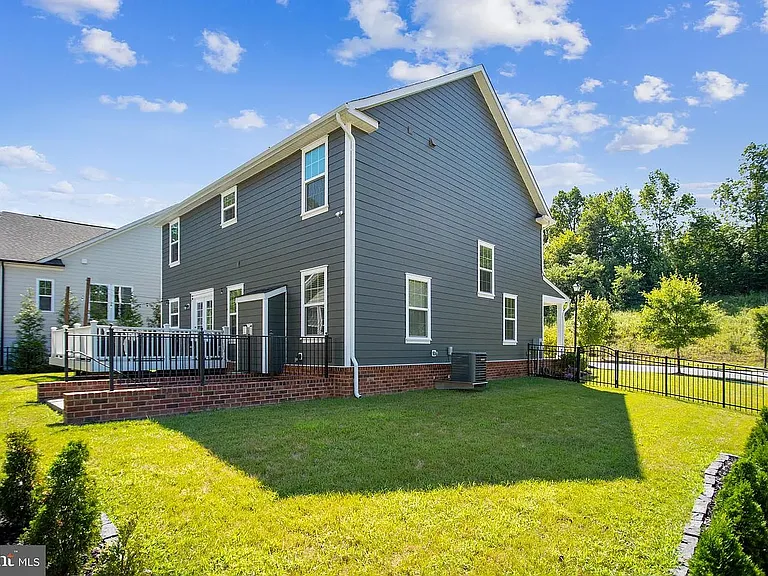 2216 Potomac River Blvd — Photo 59