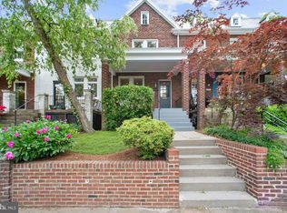 2425 39th Pl NW, Washington, DC 20007