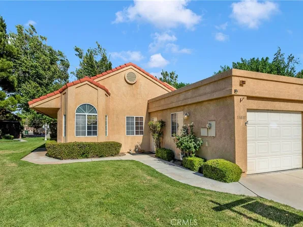 11611 Park Ln, Apple Valley, CA 92308