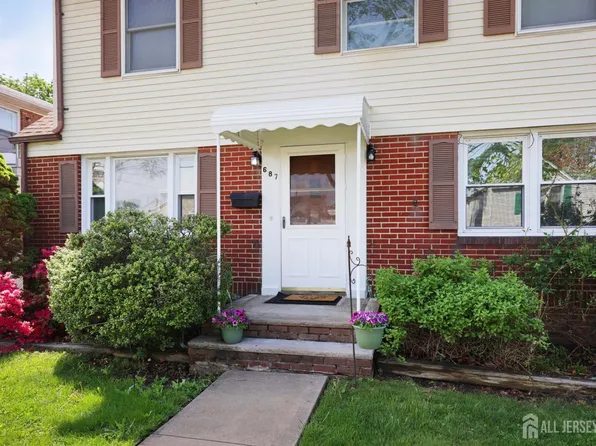 687 Hommann Ave, Perth Amboy, NJ 08861
