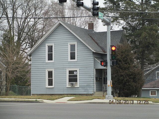 1st image of 101 N Lincolnway Ave