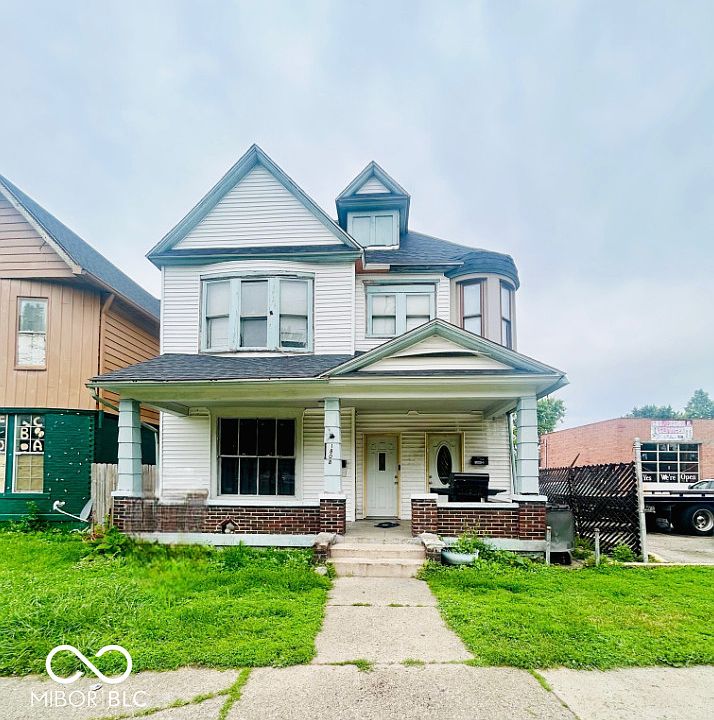 1st image of 1808 E Washington St