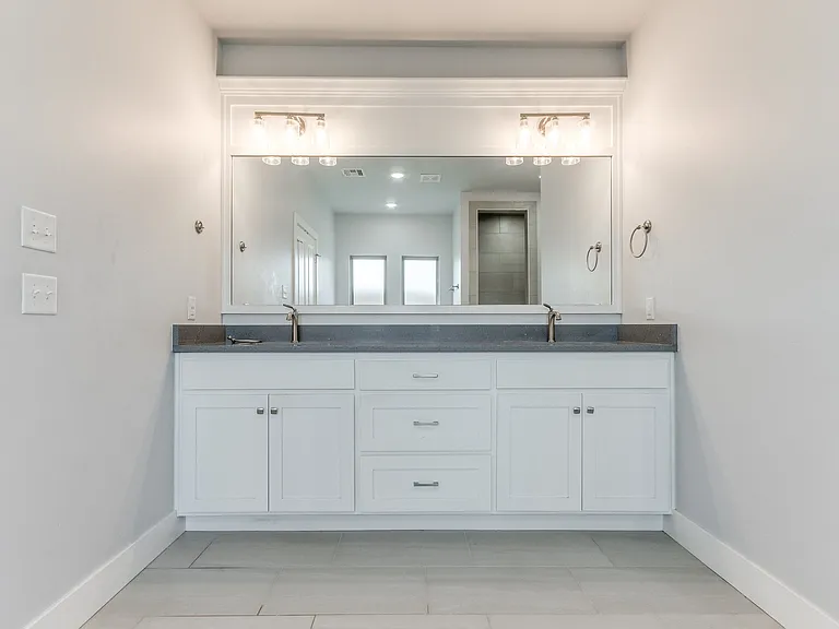 16421 Water Stone Way — Photo 23