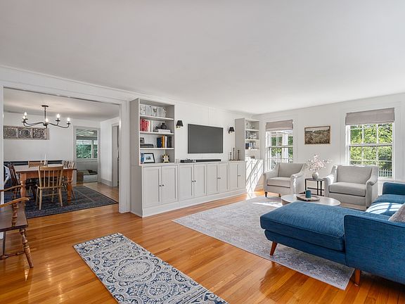 4th image of 339 Boston Rd