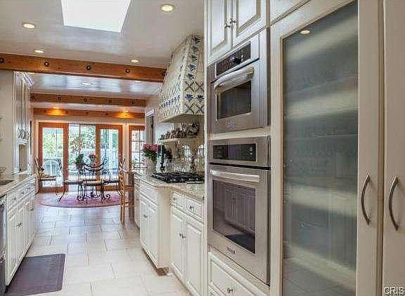 3rd image of 16355 Mandalay Dr