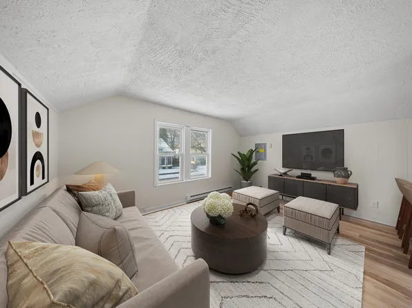 2417 2nd St Unit 2, Cuyahoga Falls, OH 44221