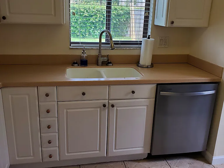 1609 Bent Pine Way — Photo 10