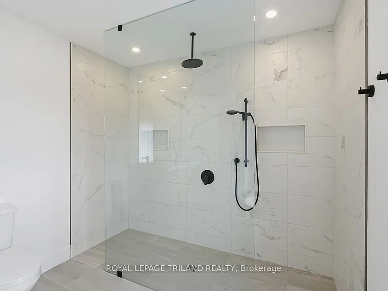 77 Crestview Dr — Photo 23