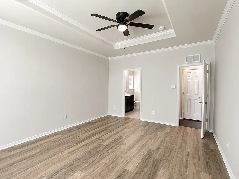 504 Mesa View Trl — Photo 14