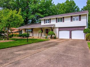 340 North Dr, Lorain, OH
