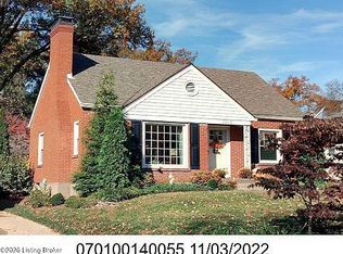 1215 Falcon Dr, Audubon Park, KY 40213