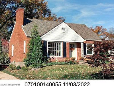 1215 Falcon Dr, Audubon Park, KY, 40213