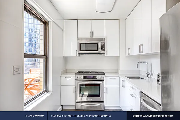 Rented by The Blueground | media 98