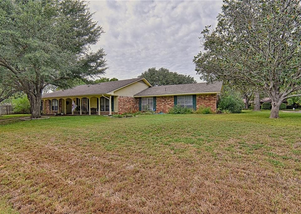 1st image of 1617 Royal Mile Dr