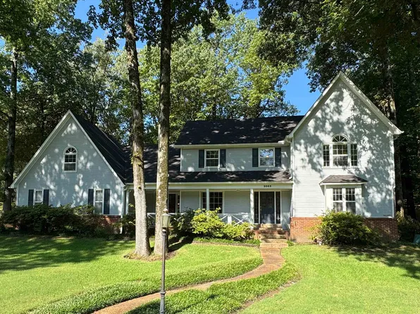 2065 Steeplebrook Dr, Cordova, TN 38016