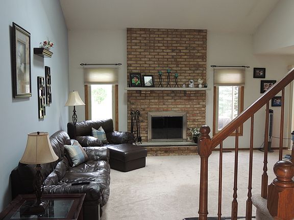 2nd image of 7620 W 158th Ct