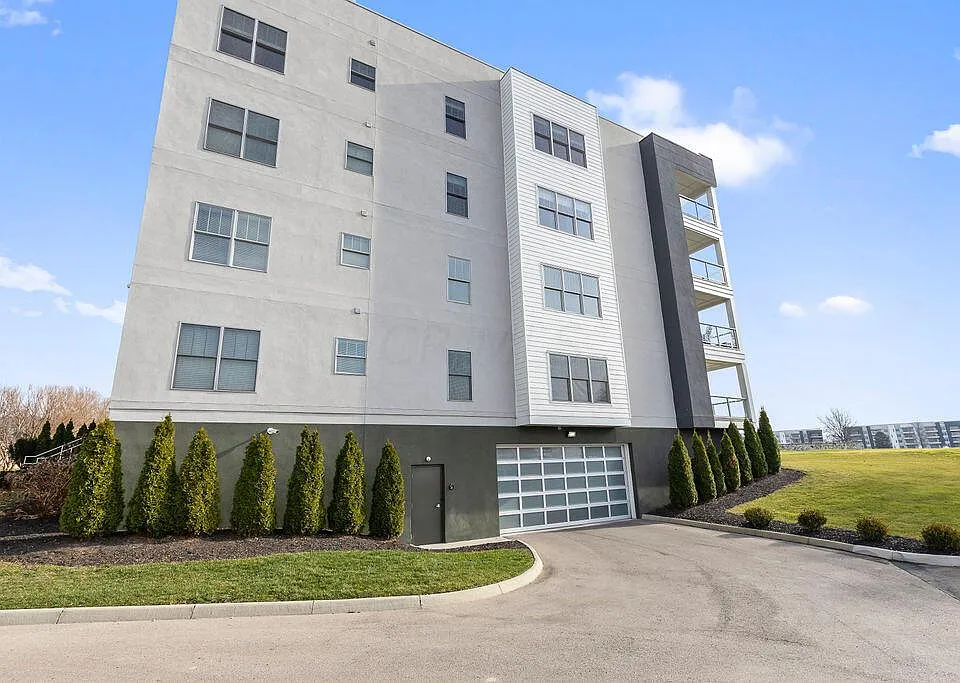5339 Highpointe Lakes Dr #301
