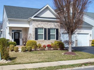 53 Mandrake Rd, Monroe Township, NJ 08831