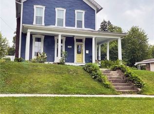 256 2nd St SW, Carrollton, OH 44615