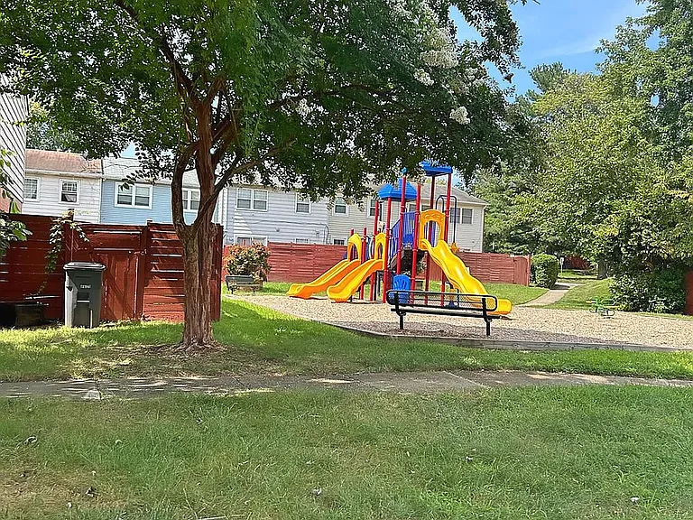 14658 Balsam St — Photo 24