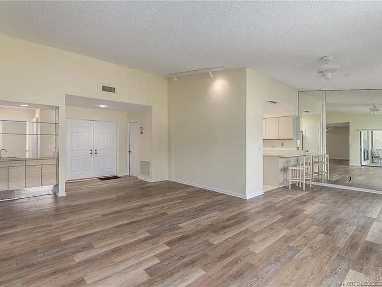 2621 SW Egret Pond Cir — Photo 8