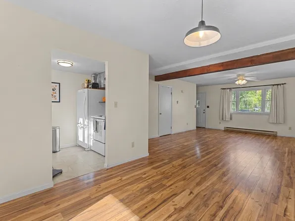 371 Lancaster St Unit 3, West Boylston, MA 01583