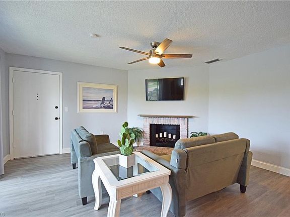 5th image of 7007 New Post Dr APT 7