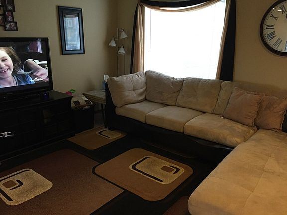 3rd image of 11709 58th Dr NE #22