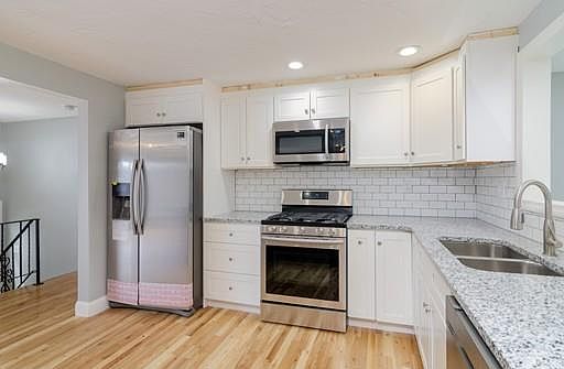 5th image of 14 Cullen Dr