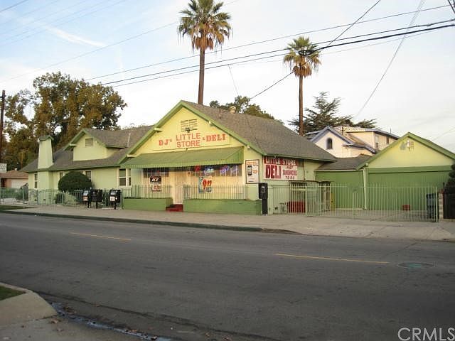 1st image of 1050 N Sultana Ave