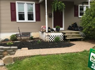 127 E Logan Ave, Manheim, PA 17545