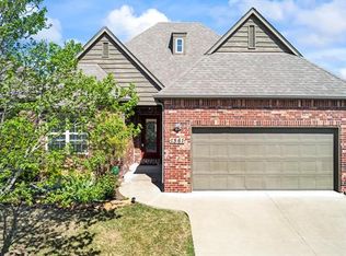 1561 S Fern Pl, Broken Arrow, OK 74012