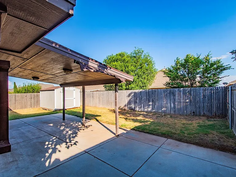 1118 Cedar Creek Rd — Photo 33