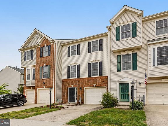 3rd image of 8923 Tappen Mill Way