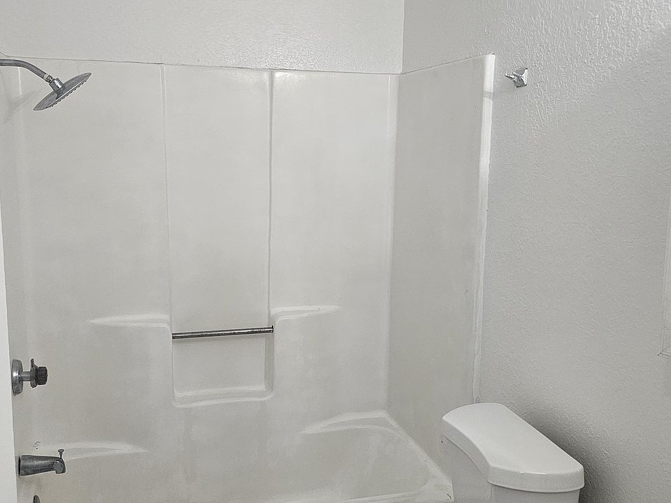 2nd image of 16460 Sequoia St APT 9