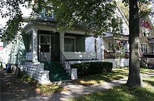 1st image of 24 Heward Ave
