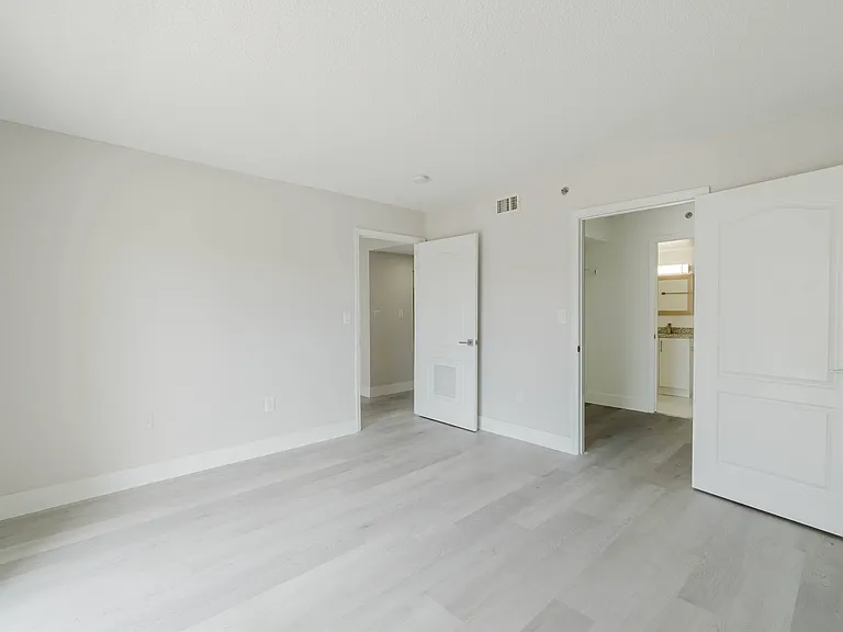 Legacy at Brickell — Photo 12