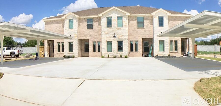 1st image of 418 S Newport Ave #2