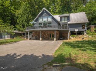 17058 Mable Ln, Neosho, MO 64850