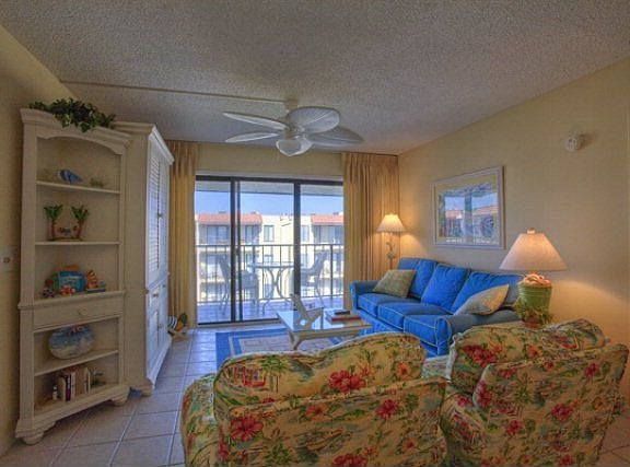 3rd image of 1440 Ocean Blvd Unit 423