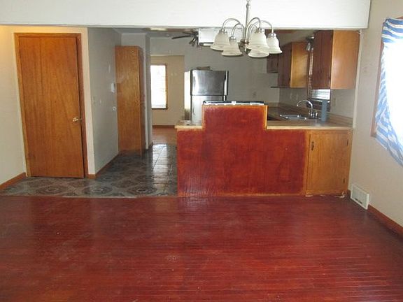3rd image of 7740 W Grantosa Dr