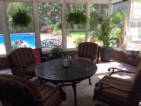 4th image of 8000 Farindon Dr