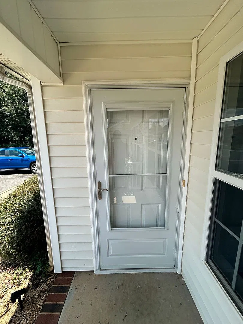 2-Bedroom Townhome In Olde Towne Community Rent Special: 1/2 Off First Month's Rent — Photo 2