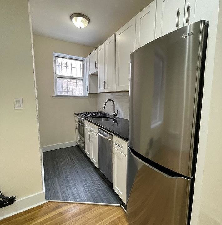 1st image of 1670 3rd Ave APT 3C