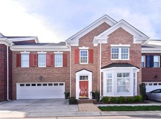 6359 Wakehurst Rd, Charlotte, NC 28226