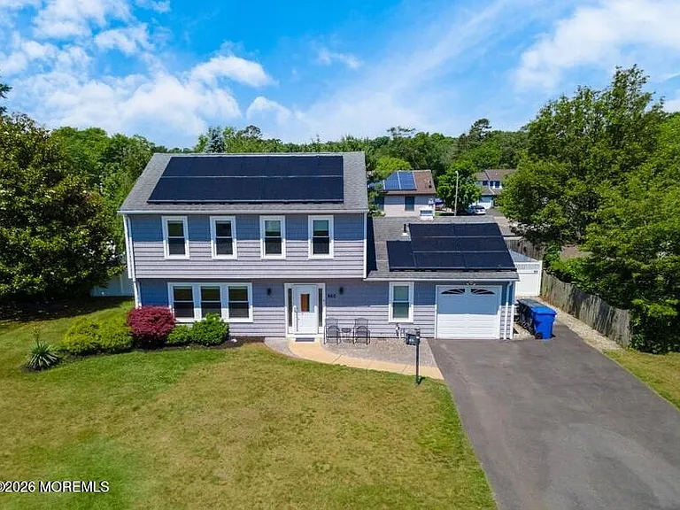 960 Green Hill Blvd — Photo 37