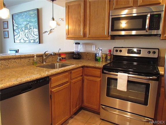 4th image of 1800 Clubhouse Dr Unit 34