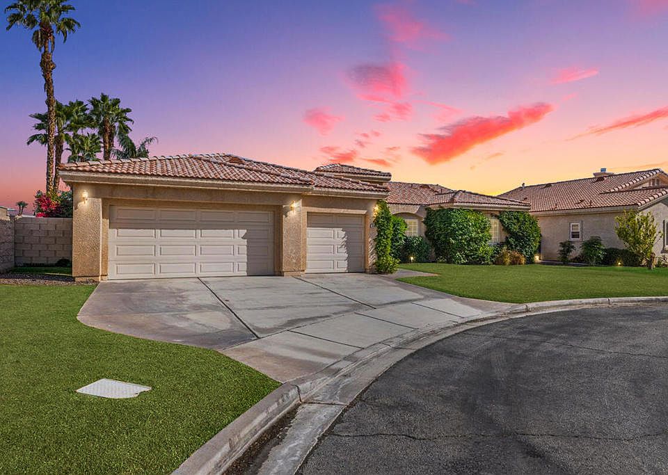 1st image of 79030 Ladera Dr