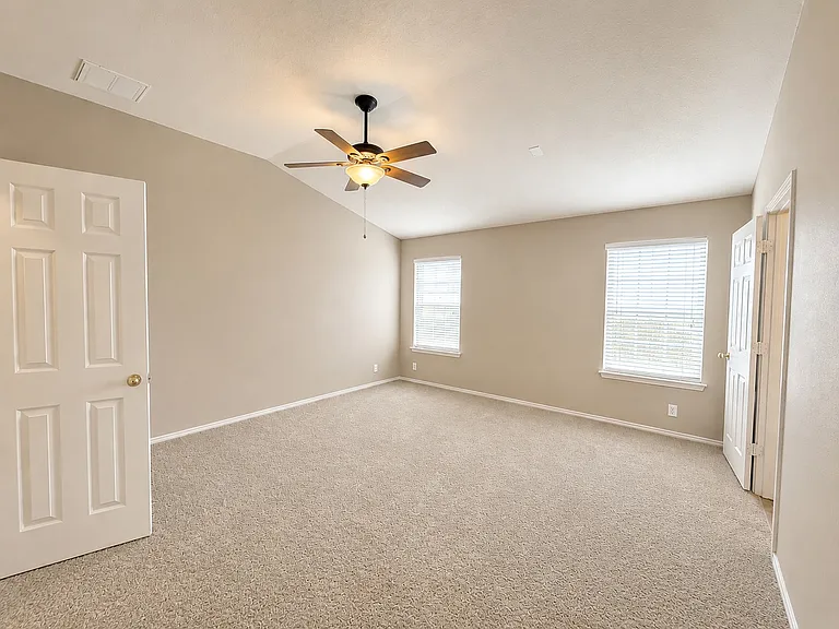 153 Bentwood Ranch Dr — Photo 9