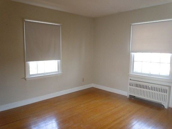 2nd image of 1175 Hoffman St